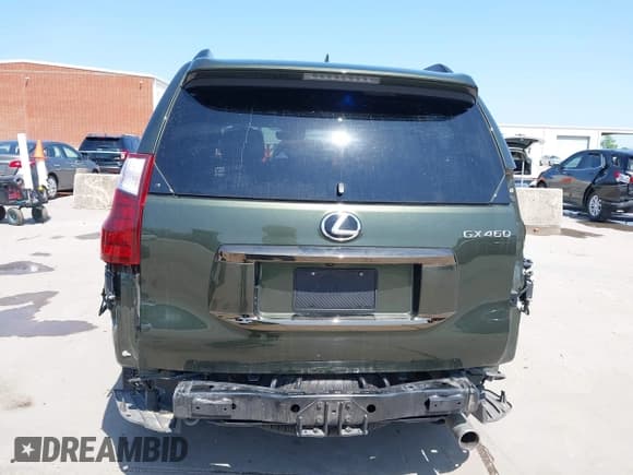 ✅ 2022 Lexus GX 460 • VIN: JTJKM7BX0N5318806 • Lot: 41913130. Wystawiony na IAAI z przebiegiem 30 093 mil. Bezpłatny archiwum sprzedaży aukcyjnych z USA i szczegółowy raport historii pojazdu na DreamBid. Zdjęcie 17.