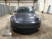 ✅ 2024 Tesla Model 3 Long Range • VIN: 5YJ3E1EB0RF753718 • Lot: 51165765. Wystawiony na Copart z przebiegiem 15 326 mil. Bezpłatny archiwum sprzedaży aukcyjnych z USA i szczegółowy raport historii pojazdu na DreamBid. Zdjęcie 5.