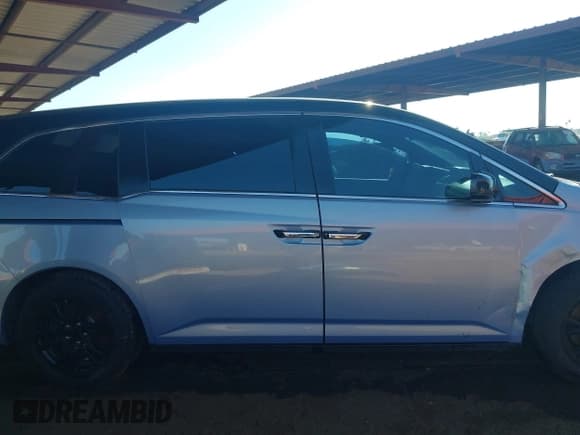 ✅ 2013 Honda Odyssey EX • VIN: 5FNRL5H44DB013859 • Lot: 43758677. Listed on IAAI with 161,538 mi. Free auction sales archive from the USA and detailed vehicle history report at DreamBid. Image 14.