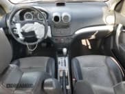 ✅ 2011 Chevrolet Aveo 2LT • VIN: KL1TG5DE5BB215531 • Lot: 58357345. Wystawiony na Copart z przebiegiem 99 923 mil. Bezpłatny archiwum sprzedaży aukcyjnych z USA i szczegółowy raport historii pojazdu na DreamBid. Zdjęcie 8.