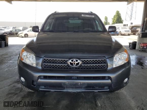 ✅ 2008 Toyota RAV4 Sport • VIN: JTMZD32V486055078 • Лот: 59717655. Опубликован ранее на Copart с пробегом 176 893 миль. Бесплатный доступ к архиву аукционных продаж из США и подробный отчёт об истории автомобиля на DreamBid. Изображение 5.