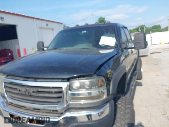 ✅ 2005 GMC Sierra 2500HD SLE • VIN: 1GTHK23295F965921 • Lot: 42734327. Listed on IAAI with Not provided. Free auction sales archive from the USA and detailed vehicle history report at DreamBid. Image 6.
