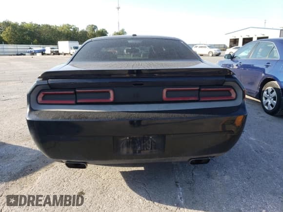 ✅ 2013 Dodge Challenger R/T Plus • VIN: 2C3CDYBT9DH524051 • Lot: 73693434. Wystawiony na Copart z przebiegiem 193 624 mil. Bezpłatny archiwum sprzedaży aukcyjnych z USA i szczegółowy raport historii pojazdu na DreamBid. Zdjęcie 6.
