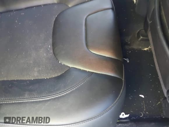 ✅ 2019 Jeep Cherokee Latitude Plus • VIN: 1C4PJMLX8KD432780 • Лот: 42384043. Опубликован ранее на IAAI с пробегом 98 099 миль. Бесплатный доступ к архиву аукционных продаж из США и подробный отчёт об истории автомобиля на DreamBid. Изображение 8.