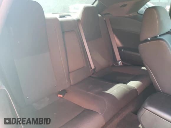 ✅ 2016 Dodge Challenger R/T Scat Pack • VIN: 2C3CDZFJ4GH345659 • Lot: 57662504. Wystawiony na Copart z przebiegiem 110 314 mil. Bezpłatny archiwum sprzedaży aukcyjnych z USA i szczegółowy raport historii pojazdu na DreamBid. Zdjęcie 10.