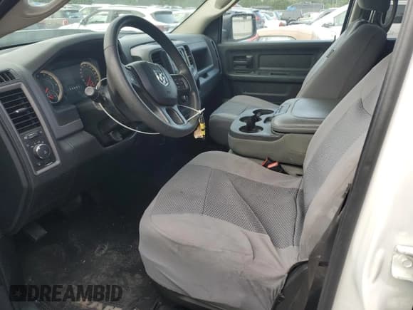 ✅ 2017 Ram 1500 Express • VIN: 1C6RR7FT3HS838067 • Лот: 80071205. Опубликован ранее на Copart с пробегом 90 015 миль. Бесплатный доступ к архиву аукционных продаж из США и подробный отчёт об истории автомобиля на DreamBid. Изображение 7.