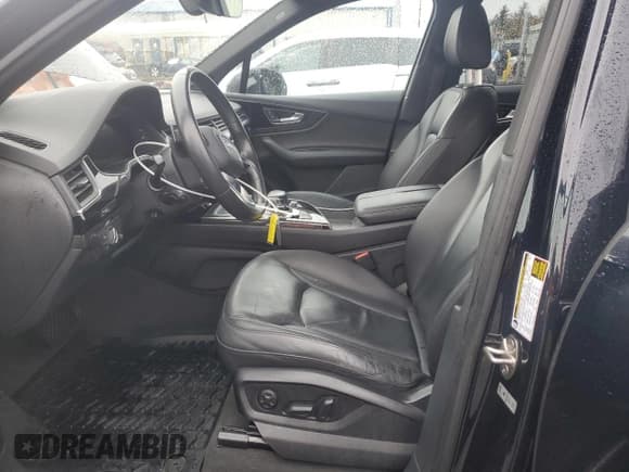 ✅ 2017 Audi Q7 Premium Plus • VIN: WA1LHAF72HD053345 • Lot: 90648845. Wystawiony na Copart z przebiegiem 83 978 mil. Bezpłatny archiwum sprzedaży aukcyjnych z USA i szczegółowy raport historii pojazdu na DreamBid. Zdjęcie 7.