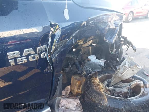 2013 Ram 1500 Express с VIN 1C6RR6FTXDS617442, выставлен на аукционе IAAI как лот 43209620 с пробегом 196 554 миль миль и . История ставок и продаж доступна на DreamBid. Изображение 6.