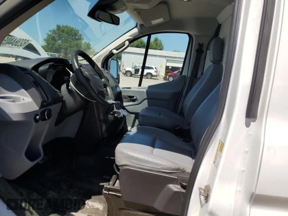 ✅ 2017 Ford Transit • VIN: 1FTYR2ZM9HKA36327 • Лот: 70396525. Опубликован ранее на Copart с пробегом 205 909 миль. Бесплатный доступ к архиву аукционных продаж из США и подробный отчёт об истории автомобиля на DreamBid. Изображение 7.