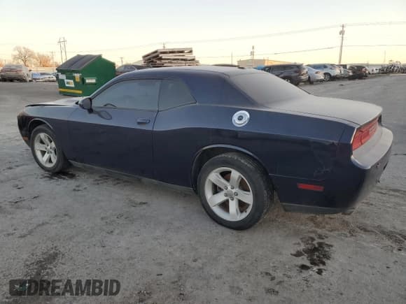 ✅ 2013 Dodge Challenger SXT • VIN: 2C3CDYAGXDH682001 • Lot: 82398344. Wystawiony na Copart z przebiegiem 145 575 mil. Bezpłatny archiwum sprzedaży aukcyjnych z USA i szczegółowy raport historii pojazdu na DreamBid. Zdjęcie 2.