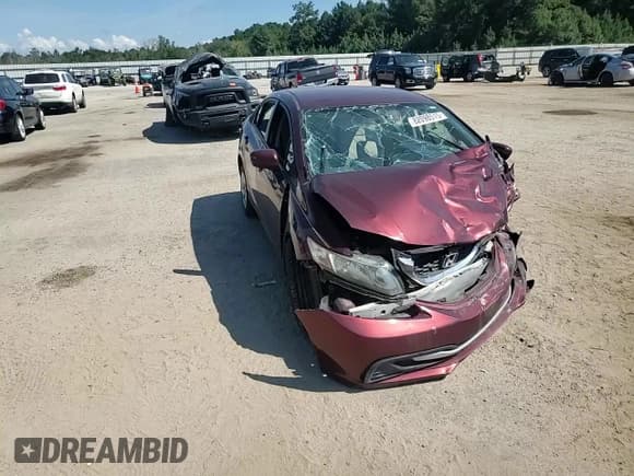 ✅ 2014 Honda Civic LX • VIN: 19XFB2F57EE070631 • Lot: 82098515. Wystawiony na Copart z przebiegiem Nie podano. Bezpłatny archiwum sprzedaży aukcyjnych z USA i szczegółowy raport historii pojazdu na DreamBid. Zdjęcie 13.