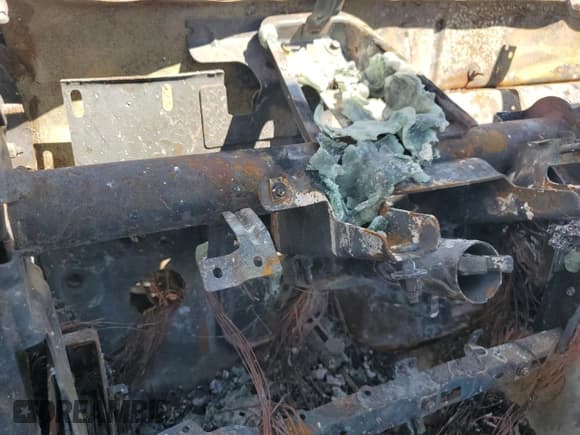 ✅ 2008 Ford F-250 XL • VIN: 1FTSX21R98EA57910 • Лот: 81740785. Опубликован ранее на Copart с пробегом Не указан. Бесплатный доступ к архиву аукционных продаж из США и подробный отчёт об истории автомобиля на DreamBid. Изображение 9.