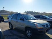 ✅ 2008 Kia Sportage LX • VIN: KNDJF724387508140 • Лот: 43591916. Опубликован ранее на IAAI с пробегом 289 279 миль. Бесплатный доступ к архиву аукционных продаж из США и подробный отчёт об истории автомобиля на DreamBid. Изображение 13.