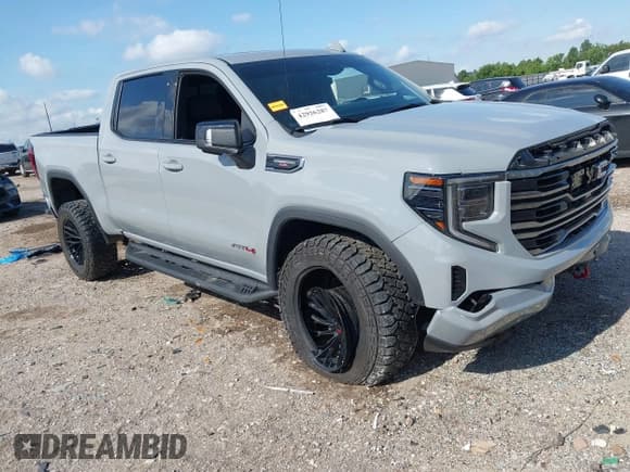 ✅ 2024 GMC Sierra 1500 AT4 • VIN: 1GTUUEEL8RZ370157 • Лот: 42926287. Опубликован ранее на IAAI с пробегом 9 636 миль. Бесплатный доступ к архиву аукционных продаж из США и подробный отчёт об истории автомобиля на DreamBid. Изображение 1.