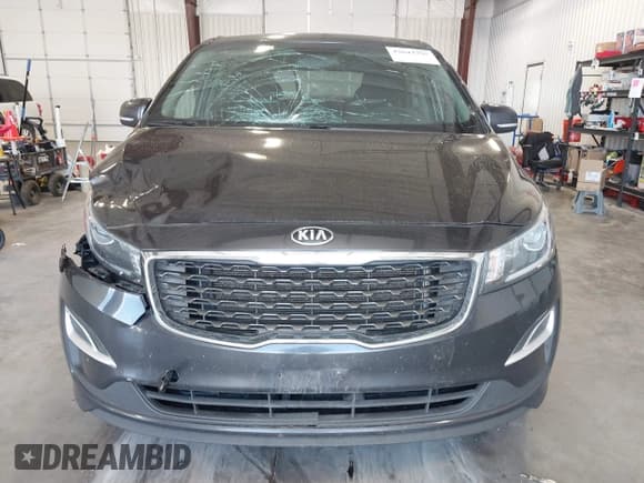 ✅ 2020 Kia Sedona EX • VIN: KNDMB5C15L6593188 • Lot: 42643755. Wystawiony na IAAI z przebiegiem 144 167 mil. Bezpłatny archiwum sprzedaży aukcyjnych z USA i szczegółowy raport historii pojazdu na DreamBid. Zdjęcie 11.