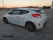 ✅ 2015 Hyundai Veloster • VIN: KMHTC6ADXFU218579 • Lot: 83159264. Wystawiony na Copart z przebiegiem 118 186 mil. Bezpłatny archiwum sprzedaży aukcyjnych z USA i szczegółowy raport historii pojazdu na DreamBid. Zdjęcie 2.