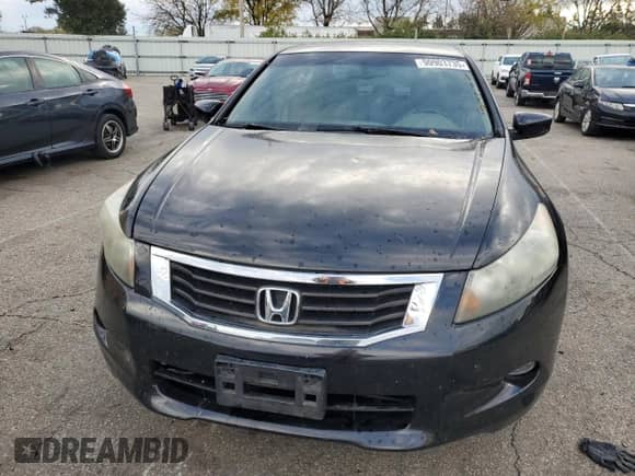 2009 Honda Accord EX-L z VIN 1HGCP36839A041836, wystawiony jako Copart lot #90903735 z przebiegiem 262 796 mil mil oraz Czysty tytuł • Clean title. Historia ofert i sprzedaży dostępna na DreamBid. Obrazek 5.