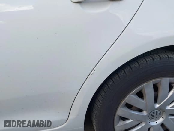 ✅ 2010 Volkswagen Jetta S • VIN: 3VWJX7AJ3AM003616 • Лот: 43747102. Опубликован ранее на IAAI с пробегом 186 283 миль. Бесплатный доступ к архиву аукционных продаж из США и подробный отчёт об истории автомобиля на DreamBid. Изображение 6.