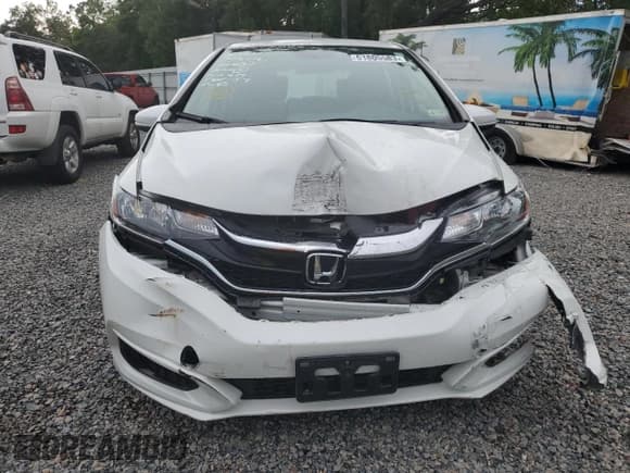 ✅ 2020 Honda Fit LX • VIN: 3HGGK5H45LM727585 • Lot: 61805583. Wystawiony na Copart z przebiegiem 17 565 mil. Bezpłatny archiwum sprzedaży aukcyjnych z USA i szczegółowy raport historii pojazdu na DreamBid. Zdjęcie 5.