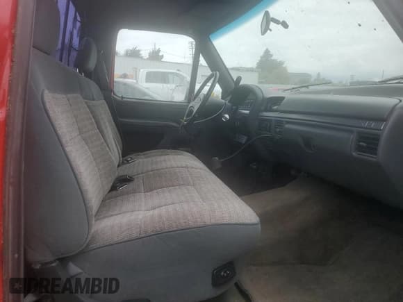 ✅ 1993 Ford F-150 • VIN: 2FTEF14N6PCB00090 • Лот: 85781585. Опубликован ранее на Copart с пробегом 164 777 миль. Бесплатный доступ к архиву аукционных продаж из США и подробный отчёт об истории автомобиля на DreamBid. Изображение 10.