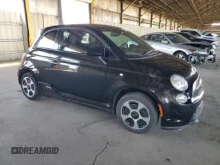 ✅ 2017 FIAT 500e • VIN: 3C3CFFGE4HT561644 • Lot: 70662404. Wystawiony na Copart z przebiegiem 32 154 mil. Bezpłatny archiwum sprzedaży aukcyjnych z USA i szczegółowy raport historii pojazdu na DreamBid. Zdjęcie 4.