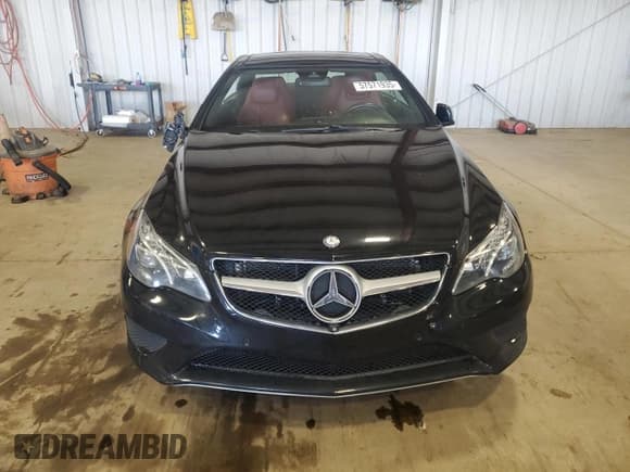 ✅ 2015 Mercedes-Benz E 400 • VIN: WDDKJ6HB3FF295363 • Lot: 57571935. Wystawiony na Copart z przebiegiem Nie podano. Bezpłatny archiwum sprzedaży aukcyjnych z USA i szczegółowy raport historii pojazdu na DreamBid. Zdjęcie 5.