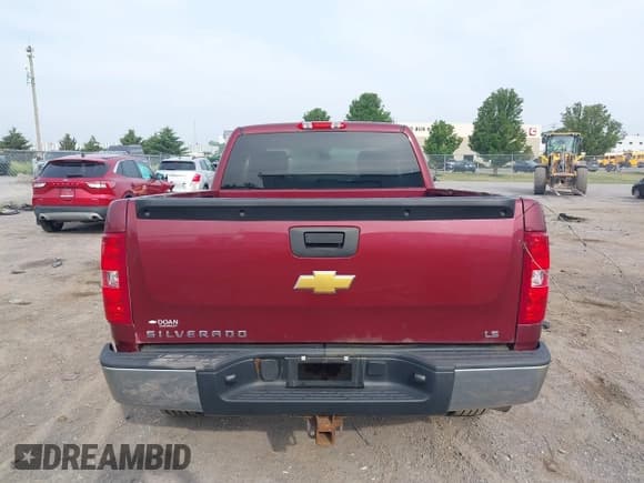 ✅ 2013 Chevrolet Silverado 1500 LS • VIN: 1GCRKREA9DZ294040 • Лот: 42695617. Опубликован ранее на IAAI с пробегом 166 705 миль. Бесплатный доступ к архиву аукционных продаж из США и подробный отчёт об истории автомобиля на DreamBid. Изображение 16.