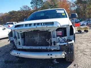 ✅ 2019 Toyota Tundra SR • VIN: 5TFRM5F12KX137167 • Lot: 43654823. Wystawiony na IAAI z przebiegiem 110 875 mil. Bezpłatny archiwum sprzedaży aukcyjnych z USA i szczegółowy raport historii pojazdu na DreamBid. Zdjęcie 6.