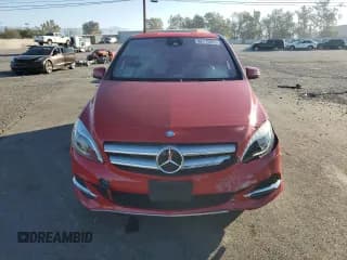 ✅ 2017 Mercedes-Benz B B 250e • VIN: WDDVP9AB7HJ012468 • Лот: 82775875. Опубликован ранее на Copart с пробегом 53 019 миль. Бесплатный доступ к архиву аукционных продаж из США и подробный отчёт об истории автомобиля на DreamBid. Изображение 5.