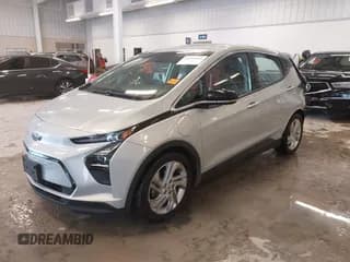✅ 2022 Chevrolet Bolt EV 1LT • VIN: 1G1FW6S08N4110327 • Lot: 41538761. Wystawiony na IAAI z przebiegiem 54 082 mil. Bezpłatny archiwum sprzedaży aukcyjnych z USA i szczegółowy raport historii pojazdu na DreamBid. Zdjęcie 2.