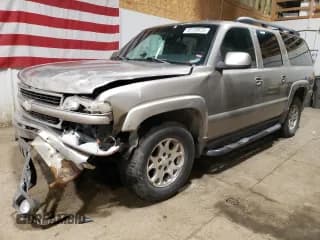 ✅ 2002 Chevrolet Suburban Z71 • VIN: 3GNFK16ZX2G272867 • Lot: 55130875. Wystawiony na Copart z przebiegiem 199 084 mil. Bezpłatny archiwum sprzedaży aukcyjnych z USA i szczegółowy raport historii pojazdu na DreamBid. Zdjęcie 1.