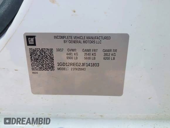 ✅ 2018 GMC Sierra 2500HD • VIN: 1GD12REG2JF141803 • Lot: 41867021. Wystawiony na IAAI z przebiegiem 192 297 mil. Bezpłatny archiwum sprzedaży aukcyjnych z USA i szczegółowy raport historii pojazdu na DreamBid. Zdjęcie 9.