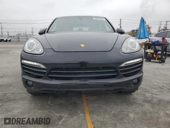 ✅ 2013 Porsche Cayenne S Hybrid • VIN: WP1AE2A26DLA16109 • Лот: 59984335. Опубликован ранее на Copart с пробегом 117 939 миль. Бесплатный доступ к архиву аукционных продаж из США и подробный отчёт об истории автомобиля на DreamBid. Изображение 5.