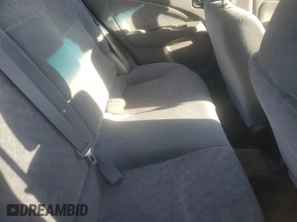 ✅ 2003 Nissan Sentra GXE • VIN: 3N1CB51D23L816398 • Lot: 83237544. Wystawiony na Copart z przebiegiem 112 413 mil. Bezpłatny archiwum sprzedaży aukcyjnych z USA i szczegółowy raport historii pojazdu na DreamBid. Zdjęcie 10.