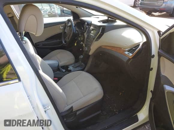 2014 Hyundai Santa Fe с VIN 5XYZUDLB2EG210374, выставлен на аукционе IAAI как лот 43350062 с пробегом 123 267 миль миль и . История ставок и продаж доступна на DreamBid. Изображение 5.