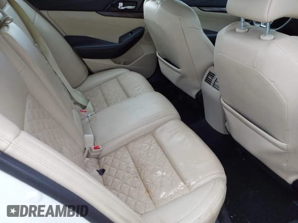 ✅ 2016 Nissan Maxima SV • VIN: 1N4AA6AP7GC400961 • Лот: 42016440. Опубликован ранее на IAAI с пробегом 105 902 миль. Бесплатный доступ к архиву аукционных продаж из США и подробный отчёт об истории автомобиля на DreamBid. Изображение 8.