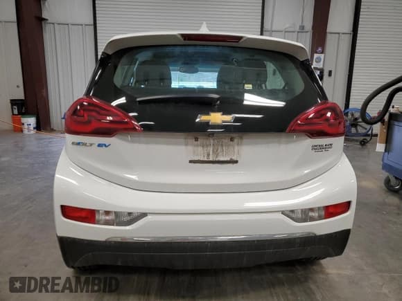 ✅ 2020 Chevrolet Bolt EV LT • VIN: 1G1FY6S02L4114428 • Lot: 52360435. Wystawiony na Copart z przebiegiem 50 609 mil. Bezpłatny archiwum sprzedaży aukcyjnych z USA i szczegółowy raport historii pojazdu na DreamBid. Zdjęcie 6.