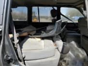 ✅ 2003 Lexus LX 470 • VIN: JTJHT00W133533666 • Lot: 52546895. Wystawiony na Copart z przebiegiem Nie podano. Bezpłatny archiwum sprzedaży aukcyjnych z USA i szczegółowy raport historii pojazdu na DreamBid. Zdjęcie 11.