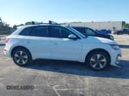 ✅ 2025 Audi Q5 Premium Plus • VIN: WA1BBAFY4S2026494 • Lot: 43227329. Listed on IAAI with Not provided. Free auction sales archive from the USA and detailed vehicle history report at DreamBid. Image 12.