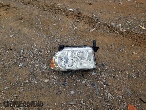 ✅ 2012 Toyota Sequoia Platinum • VIN: 5TDDW5G15CS068212 • Lot: 80955425. Listed on Copart with 217,923 mi. Free auction sales archive from the USA and detailed vehicle history report at DreamBid. Image 13.