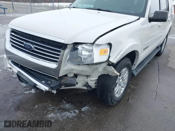 ✅ 2008 Ford Explorer XLT • VIN: 1FMEU63868UB18181 • Лот: 43661055. Опубликован ранее на IAAI с пробегом Не указан. Бесплатный доступ к архиву аукционных продаж из США и подробный отчёт об истории автомобиля на DreamBid. Изображение 5.