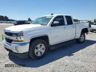 2018 Chevrolet Silverado 1500 LT z VIN 1GCRCREC7JZ156118, wystawiony jako Copart lot #71017815 z przebiegiem 221 945 mil mil oraz Szkoda całkowita • Salvage title. Historia ofert i sprzedaży dostępna na DreamBid. Obrazek 1.
