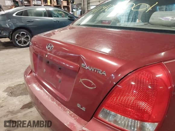 ✅ 2002 Hyundai Elantra GLS • VIN: KMHDN45D32U460878 • Lot: 41407001. Wystawiony na IAAI z przebiegiem 145 399 mil. Bezpłatny archiwum sprzedaży aukcyjnych z USA i szczegółowy raport historii pojazdu na DreamBid. Zdjęcie 13.