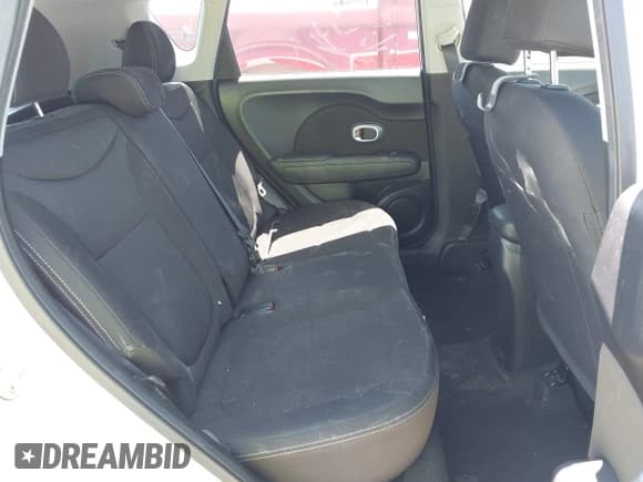 ✅ 2019 Kia Soul • VIN: KNDJN2A22K7669723 • Лот: 43092698. Опубликован ранее на IAAI с пробегом 81 923 миль. Бесплатный доступ к архиву аукционных продаж из США и подробный отчёт об истории автомобиля на DreamBid. Изображение 8.