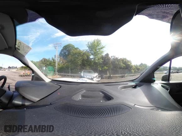 ✅ 2023 Ford Transit Connect XL • VIN: NM0LS7S2XP1565226 • Lot: 42140291. Listed on IAAI with 23,997 mi. Free auction sales archive from the USA and detailed vehicle history report at DreamBid. Image 19.