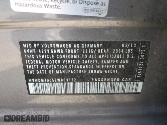 ✅ 2014 Volkswagen Golf TDI • VIN: WVWDM7AJ5EW003132 • Lot: 58640485. Listed on Copart with 96,243 mi. Free auction sales archive from the USA and detailed vehicle history report at DreamBid. Image 12.