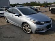 ✅ 2018 Chevrolet Cruze Premier • VIN: 1G1BF5SM7J7107553 • Лот: 43571453. Опубликован ранее на Copart с пробегом 94 227 миль. Бесплатный доступ к архиву аукционных продаж из США и подробный отчёт об истории автомобиля на DreamBid. Изображение 4.