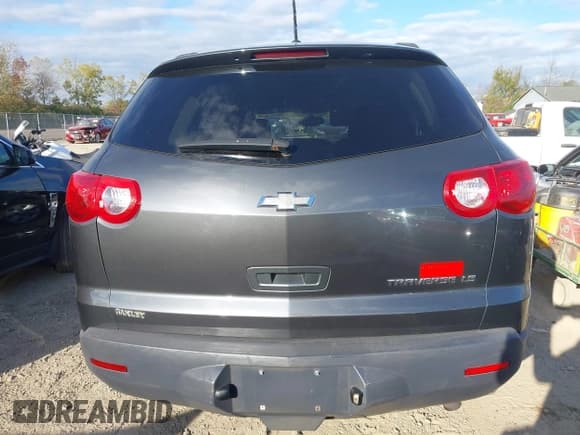 ✅ 2011 Chevrolet Traverse LS • VIN: 1GNKREED5BJ349375 • Lot: 43339348. Wystawiony na IAAI z przebiegiem 170 689 mil. Bezpłatny archiwum sprzedaży aukcyjnych z USA i szczegółowy raport historii pojazdu na DreamBid. Zdjęcie 16.