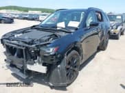 ✅ 2025 Mazda CX-90 Premium Sport • VIN: JM3KKCHD5S1198770 • Lot: 42725812. Wystawiony na IAAI z przebiegiem 20 968 mil. Bezpłatny archiwum sprzedaży aukcyjnych z USA i szczegółowy raport historii pojazdu na DreamBid. Zdjęcie 2.