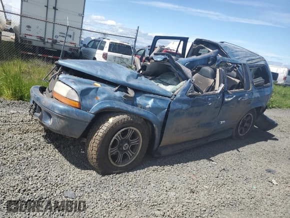 ✅ 2003 Dodge Durango R/T • VIN: 1D4HS78Z63F584126 • Lot: 70716794. Wystawiony na Copart z przebiegiem Nie podano. Bezpłatny archiwum sprzedaży aukcyjnych z USA i szczegółowy raport historii pojazdu na DreamBid. Zdjęcie 1.